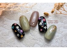 バブル シュガー バイ ネイルクローネ(bublle sugar by.nail crone)/ブラックフラワーネイル