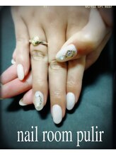 ネイルルーム プリル(Nail Room pulir)/