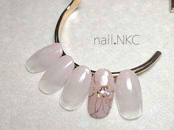 NKC/日常に馴染むフラワーネイル