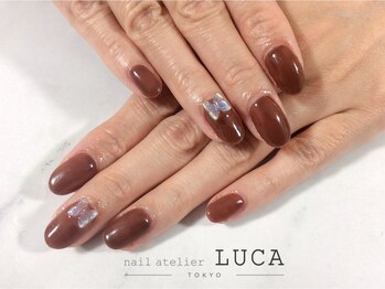 ネイルアトリエルカ(nail atelier LUCA)/S-101 大人上品ブラウン蝶ネイル