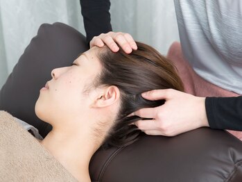 ほぐしサロン 癒しの木の写真/頭のコリをほぐしてスッキリ★眼精疲労・頭痛・不眠にお悩みの方に◎リフレッシュと同時に小顔効果も有♪