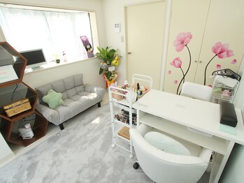 フェザーズ ネイル(feathers nail)/*内観*