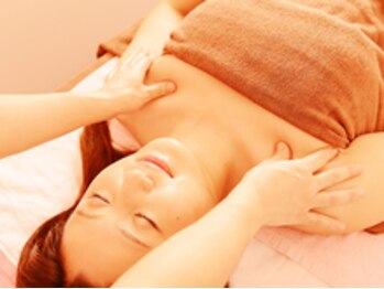 リラックス整体 癒良/女性人気のデコルテリンパも◎