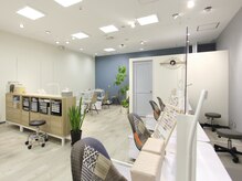 ジーネイル コウベ(G NAIL KOBE)の雰囲気（広々、清潔＆おしゃれな店内でゆったり施術♪）