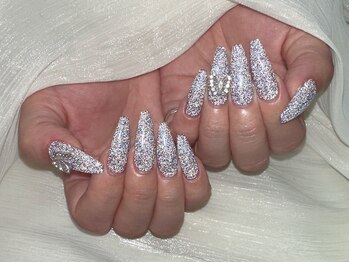 ユリネイル(YULI.NAlL)/