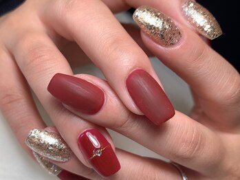レッド×ラメ×人気リングネイル
