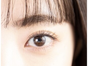 ビューティーフェイスアンドビューティーアイラッシュ プラーレ松戸店/ナチュラル派に人気まつ毛カール