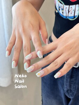 オーロラ　個性派ネイル　