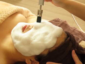 キレイノココロミ(きれいのCoCoRomi)/毛穴洗浄マシンでミクロ汚れ除去