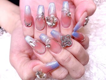 キラ(kira.)の写真/何度でも同価格☆【初回ジェルオフ無料◆スカルプワンカラー/ラメグラ¥9980】爪の形フォルムまで美しく♪