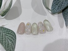 エムプラスビューティー(M+)/シンプル、アートデザイン