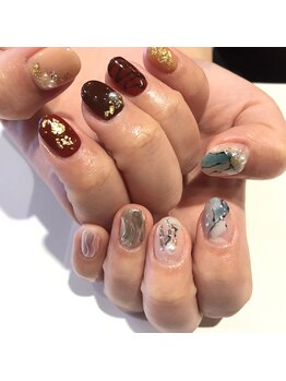 アース ネイルアイラッシュ 前橋店(EARTH Nail&Eyelash)/ちぐはぐネイル☆￥12000