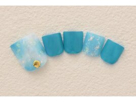 5600円　フットネイル