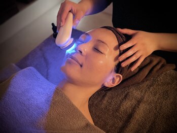 オンビューティーバイコンベックス(On Beauty by convex)/【フェイシャル】美容液導入