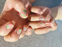 シー(Shhh...)/恐竜の卵