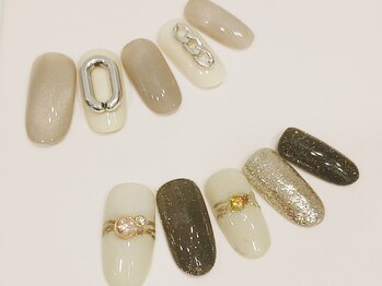 ネコノイル(neconoiru)/定額ネイル更新しました。