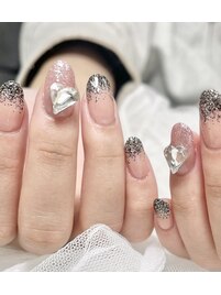 グラデーションにハートストーン