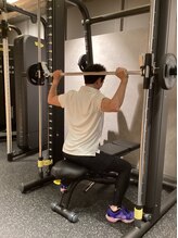 TACプレミアジム 春日後楽園/バックプレス【肩回り】