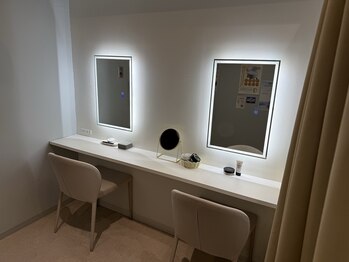 エクラ イオンモール徳島店(ECLAT)/メイクアップスペース