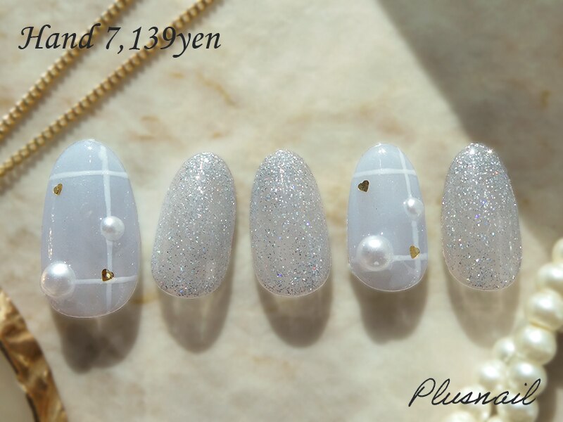 2025年-2026年冬トレンド】ブルー ハートのネイルデザイン集｜人気順