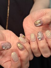 リリ ネイルアンドアイラッシュ(LiRi nail&eyelash)/ぷっくりシェル