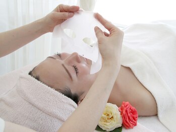 ロイヤル ボディ コンシャス(Royal Body Conscious)/もちもちお肌へ☆ホワイトマスク