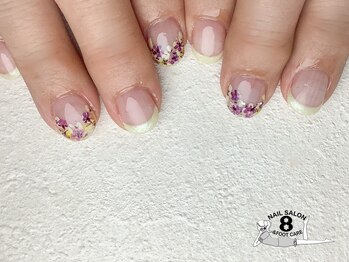 ネイルエイト 新百合ヶ丘(nail8)/押し花デザイン♪