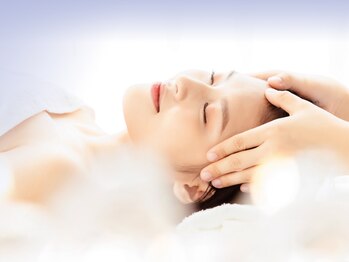 VS28スキンケアスタジオ バリイン 名古屋駅前(BALI IN)の写真/美容業界初！ 特許取得技術の酸化還元ビューティーミストを浴びてヘッドをほぐす極上エイジングケア登場★