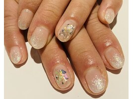 ホワイトシェルネイル