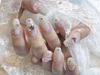 ミナミネイル 新宿店(Minami Nail)/キラキラホワイトネイル