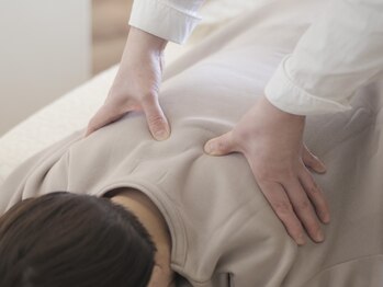 氣生/肩こり/腰痛/頭痛/むくみ/姿勢