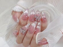 トレンドネイルスタジオ(Trend Nail Studio)/目立つ可愛いキラキラネイル