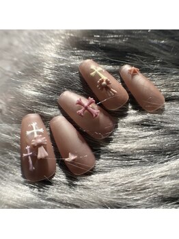 クロレ(Nail Salon COLORE)/クロムネイル 担当:粥川