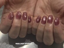 ネイルドットスタジオ 堺筋本町(NAIL DOT STUDIO)/赤マグネット
