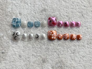 セダム(Sedum)の写真/丁寧な施術と豊富なサンプルで足先からオシャレに♪付替えオフ無料◎夏の愛されフットはSedumにおまかせ!