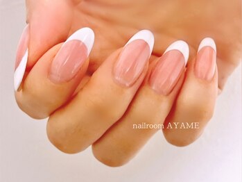 アヤメ(AYAME)の写真/【初回オフ無料】上品な指先に♪初めての方にもおすすめです★