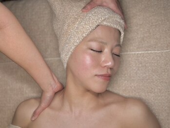 エミュ(emu)/エステにはマッサージも