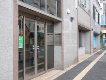 サロン ソワイユ(salon soyeux)の雰囲気（サロン外観♪当ビル2Fです☆エレベーターで2Fへどうぞ♪）