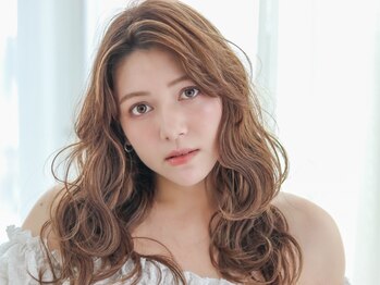 エイトアイラッシュ たまプラーザ店(eight eyelash)の写真/《たまプラーザ駅 徒歩5分》華やかさ重視の方必見!写真映えする束感まつ毛をGET!