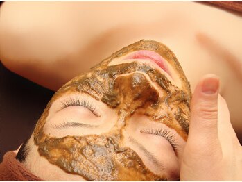 ラヴィアンローズ 津島店(La vie en Rose)/◇ハーブピーリング施術風景◇