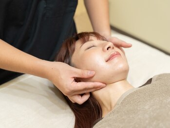 ダリア 甲府昭和(Dahlia)の写真/もう悩まない！圧倒的な技術力でたるみの原因を根本から改善◎若見え顔で一目置かれる存在に☆