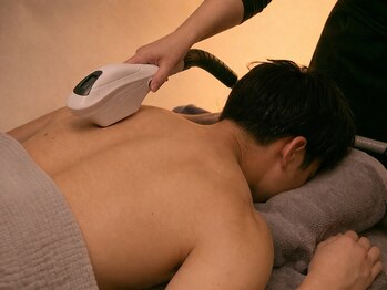 スリーエレメンツ(THREE ELEMENTS)の写真/安城市でメンズ脱毛なら｜清潔感アップで第一印象が変わる｜ヒゲ脱毛・顔脱毛・全身対応自己処理を卒業