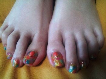 アウリン(AURYN)/フットデザイン、アートのせ放題