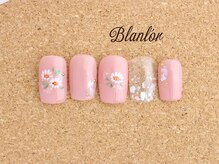 ネイルサロン ブランロール 三軒茶屋店(Blanl'or)/マーガレット♪　¥8,760