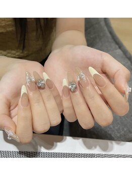 クイーンズビューティーサロン 新宿本店(Queen's beauty salon)/チップアートやり放題&つけ放題