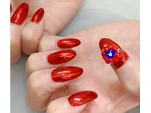 ネイルアンドアイラッシュスタジオ シュシュ(chouchou)/真っ赤なミラー×ミャクミャク