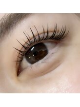 モン(mon.)/パリエク