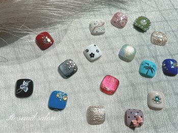 アールズネイル(R-s nail)の写真/豊富なカラー・パーツ[200種類]ご用意♪流行りのパーツやキャラパーツも豊富*R-s nailならではの可愛さに♪