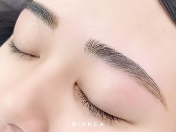 ビアンカ 横浜関内店(Bianca)の写真/毛流れを整えるハリウッドブロウリフト¥6600！似合わせスタイリング！初回￥5500/1ヶ月以内の再来¥4400