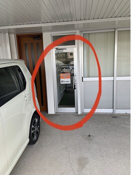 距骨サロン 岡山店)/店舗入口